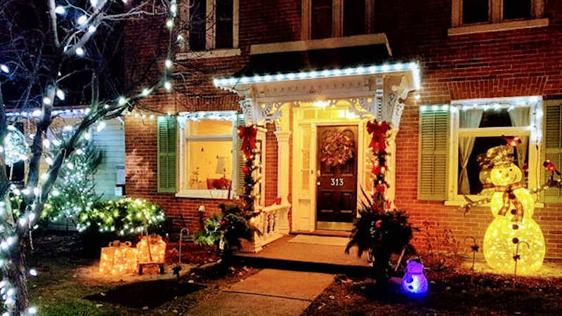 Christmas lights in Bloomfield