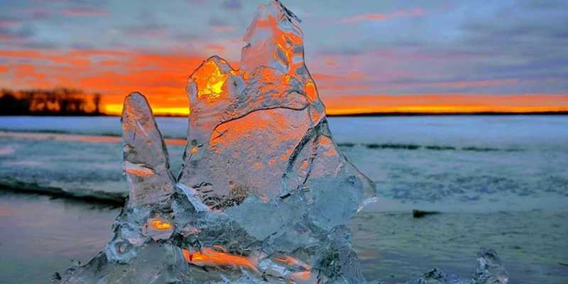 Ice sculpture at Big Island